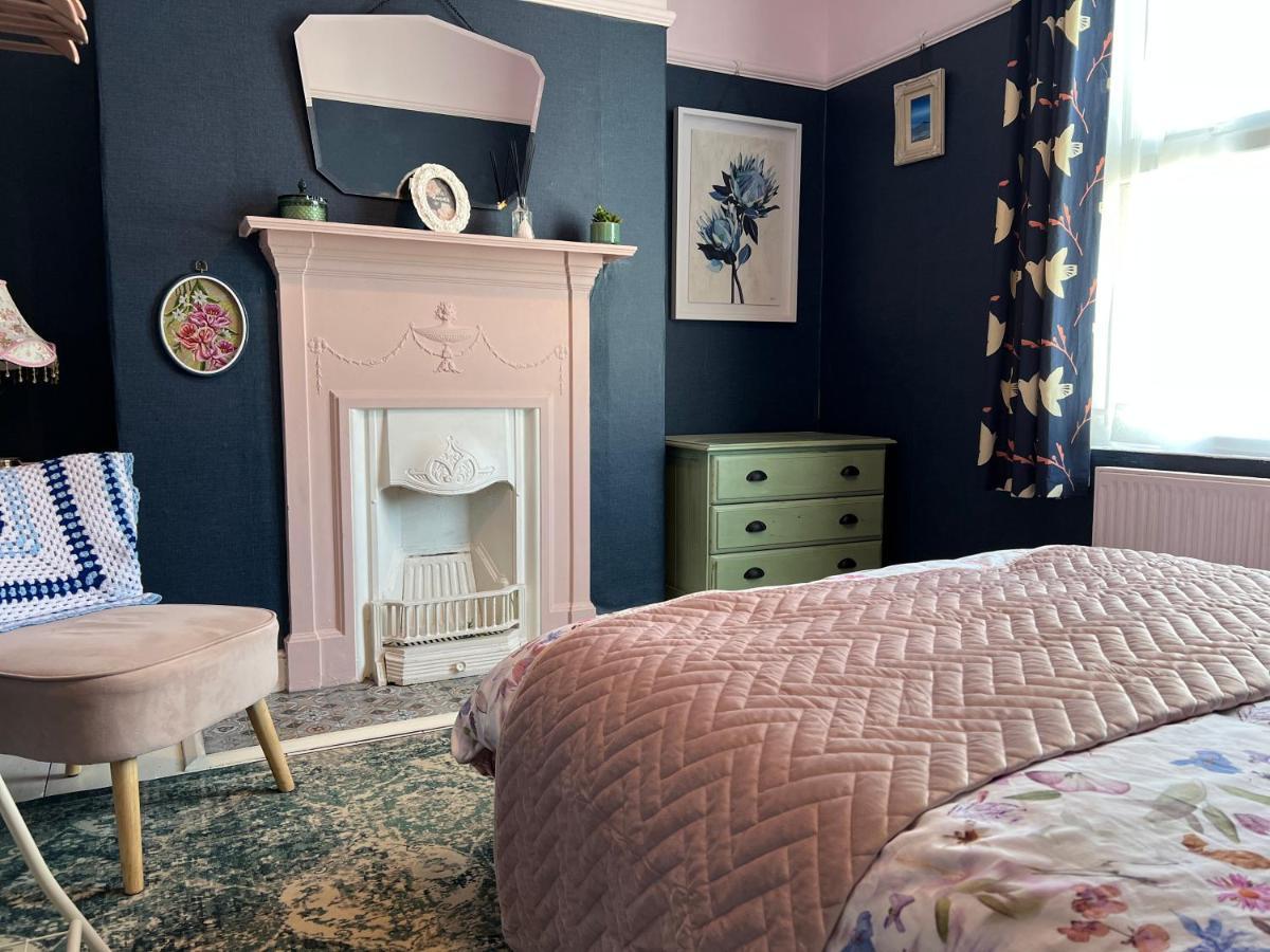 Brecon Town 3 Bedroom House Sleeps 6 Central Location מראה חיצוני תמונה